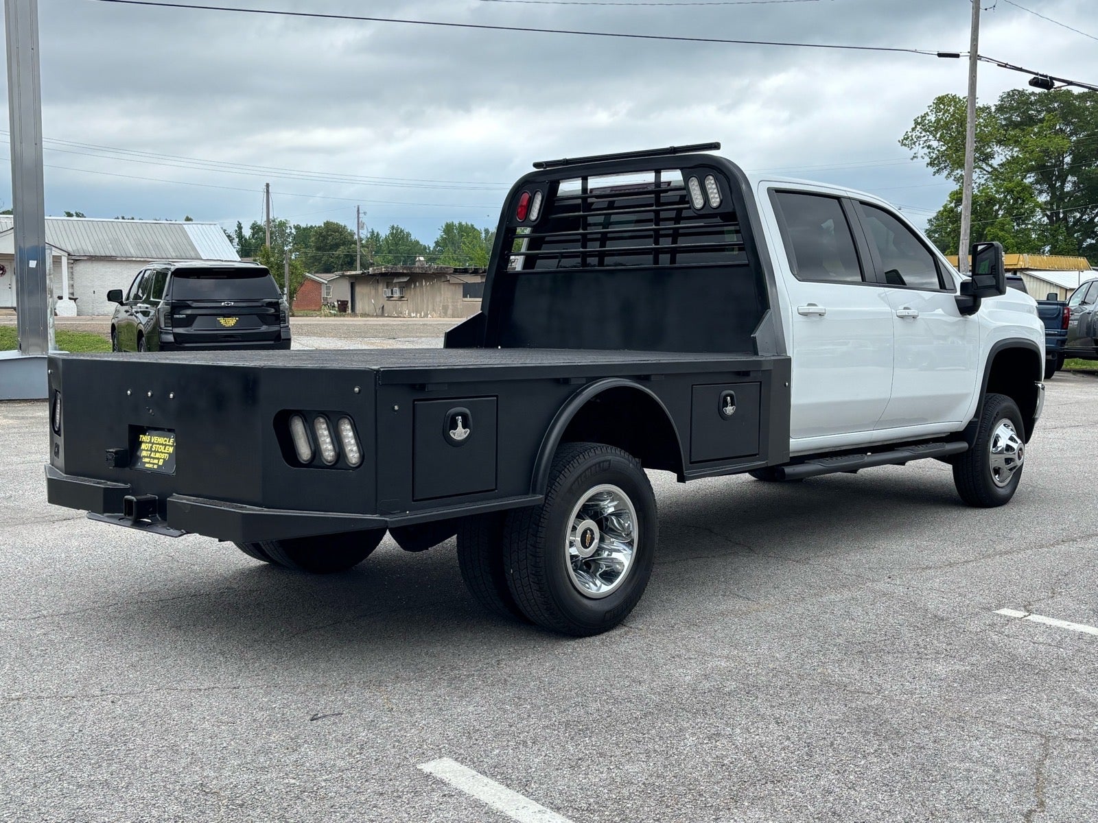 2023 Chevrolet Silverado 3500 HD Chassis Cab LT