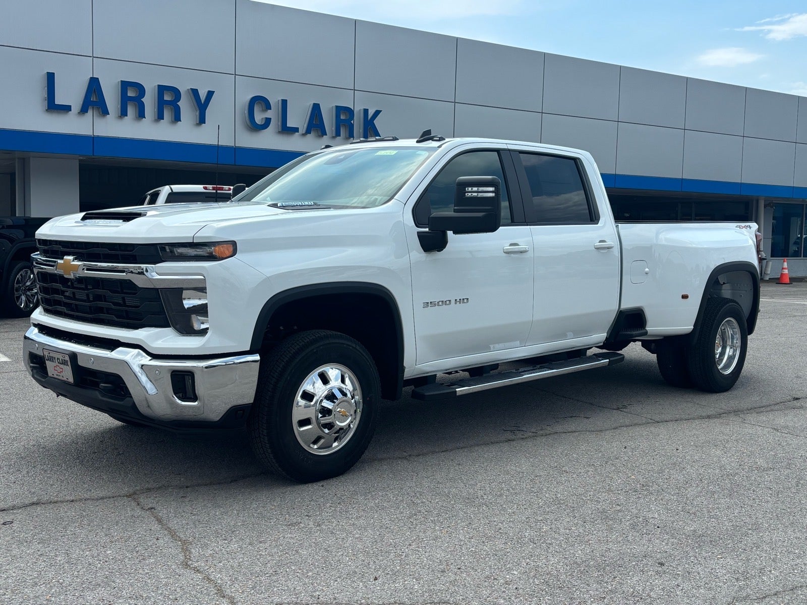 2026 Chevrolet Silverado 3500 HD LT DRW
