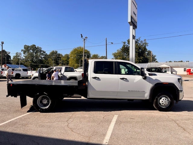 2026 GMC Sierra 3500 HD Chassis Cab Pro