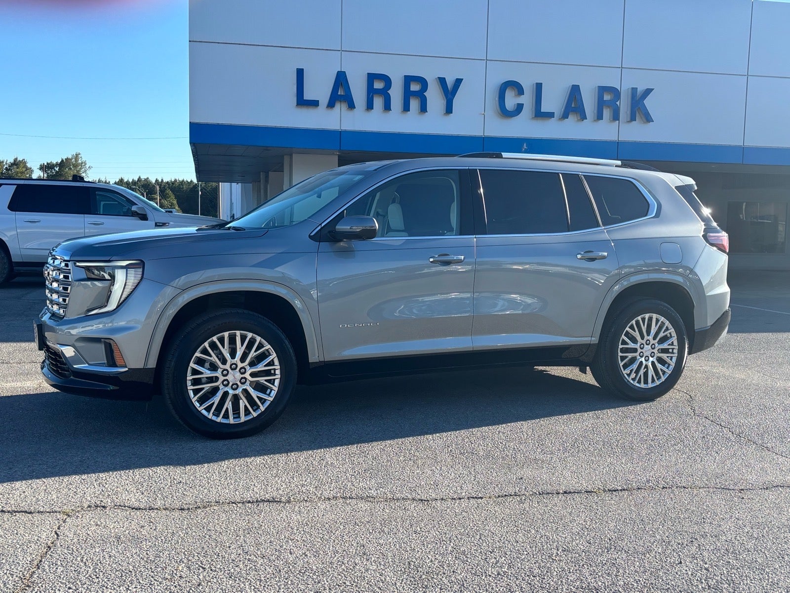 2024 GMC Acadia Denali
