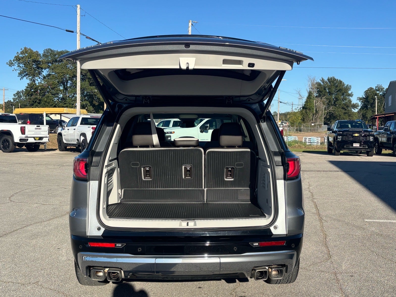 2024 GMC Acadia Denali