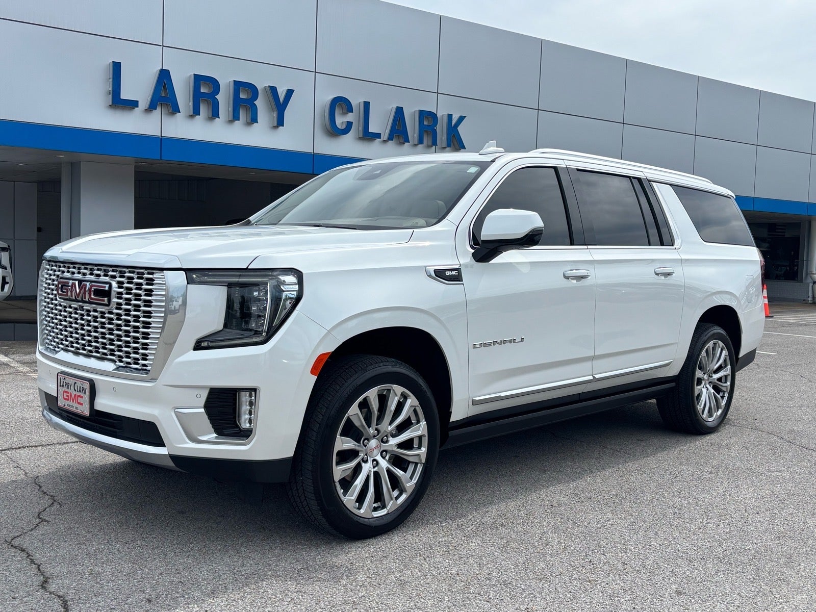2024 GMC Yukon XL Denali