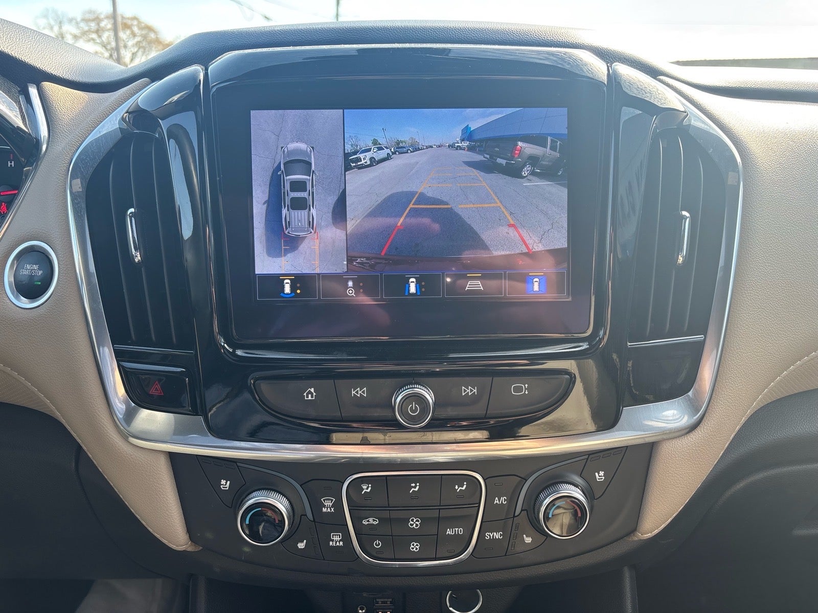 2023 Chevrolet Traverse Premier
