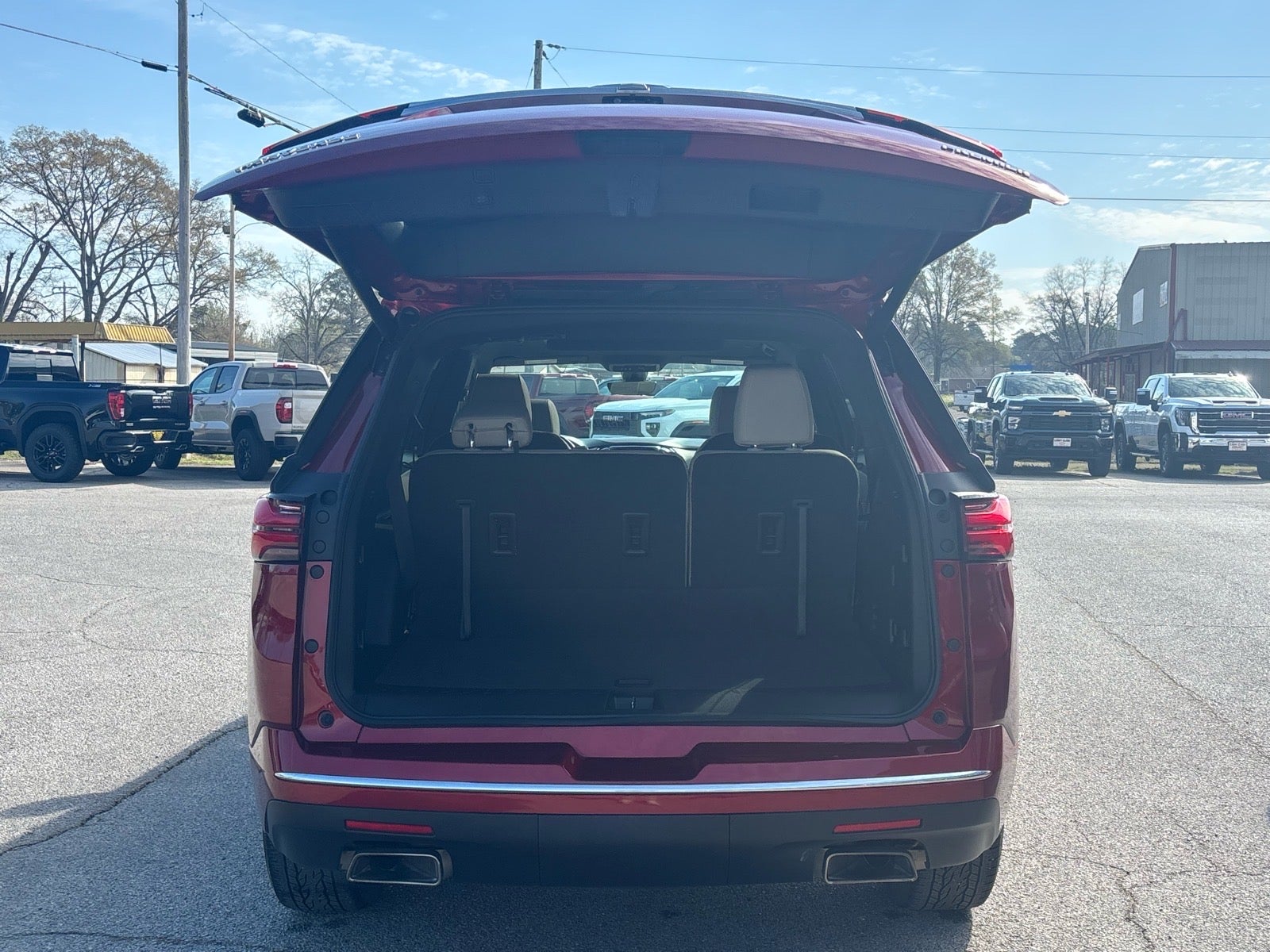 2023 Chevrolet Traverse Premier