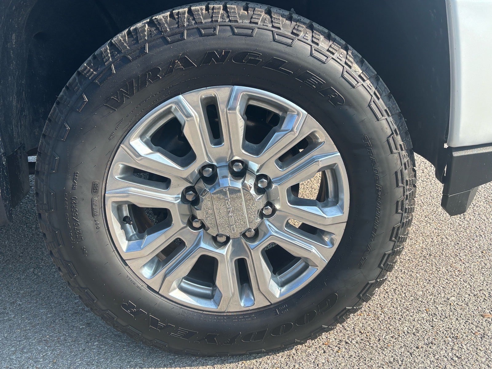 2023 GMC Sierra 2500 HD Denali