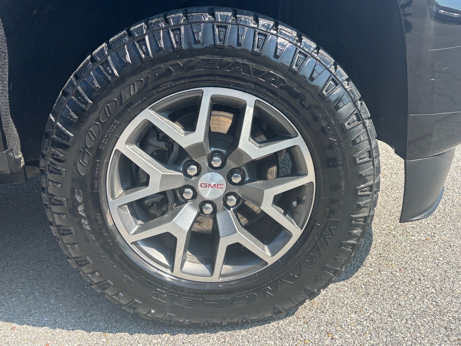 2021 GMC Canyon 4WD AT4 w/Leather