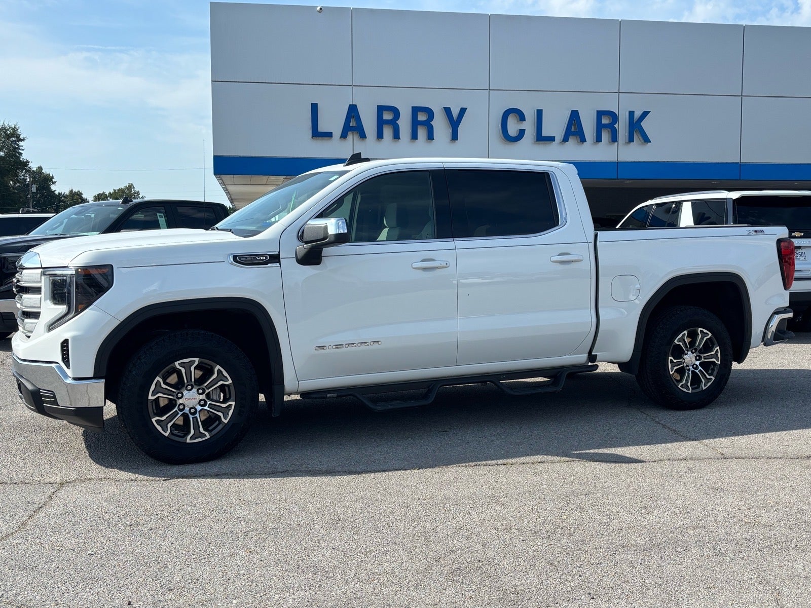 2023 GMC Sierra 1500 SLE