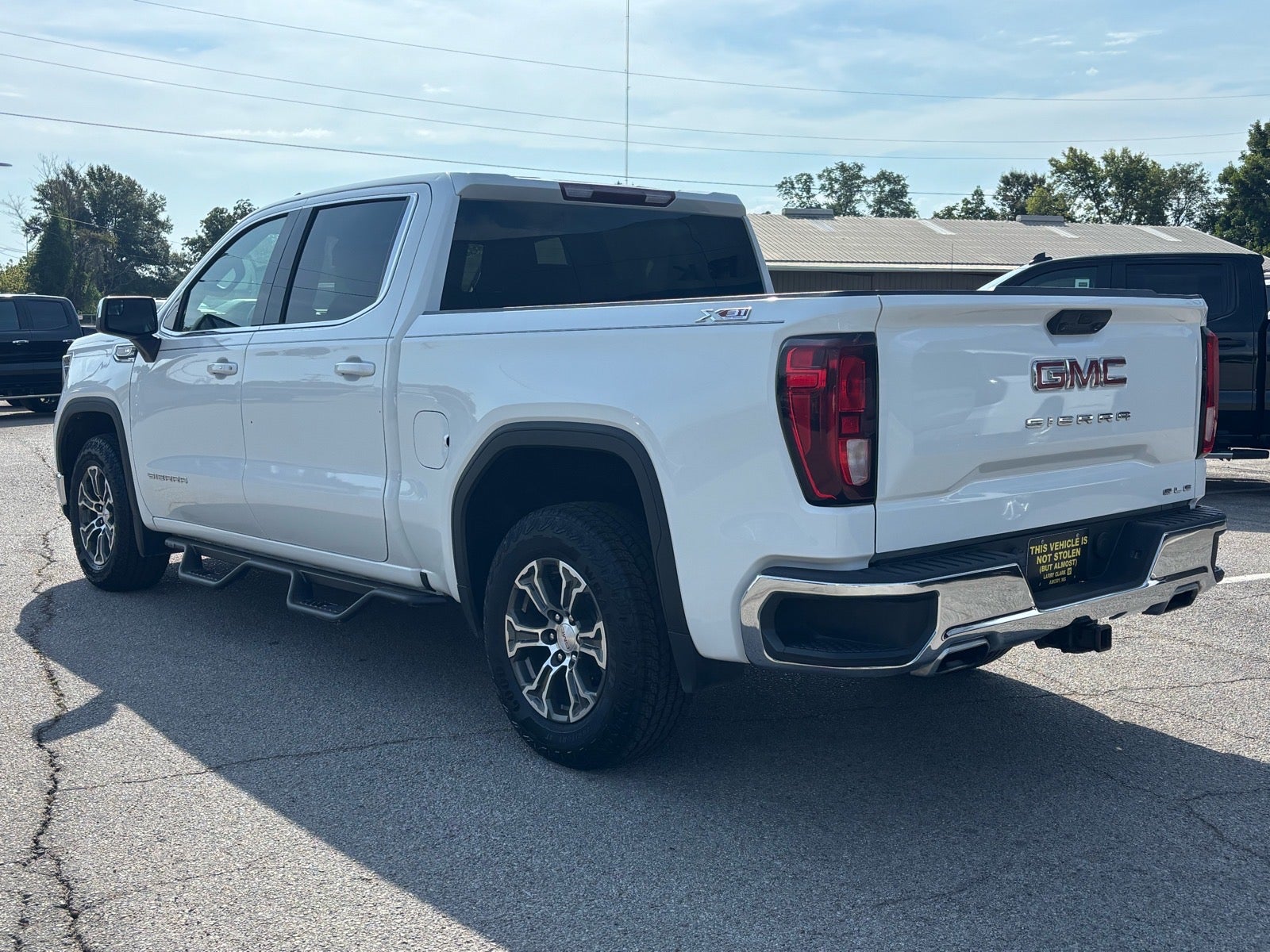 2023 GMC Sierra 1500 SLE