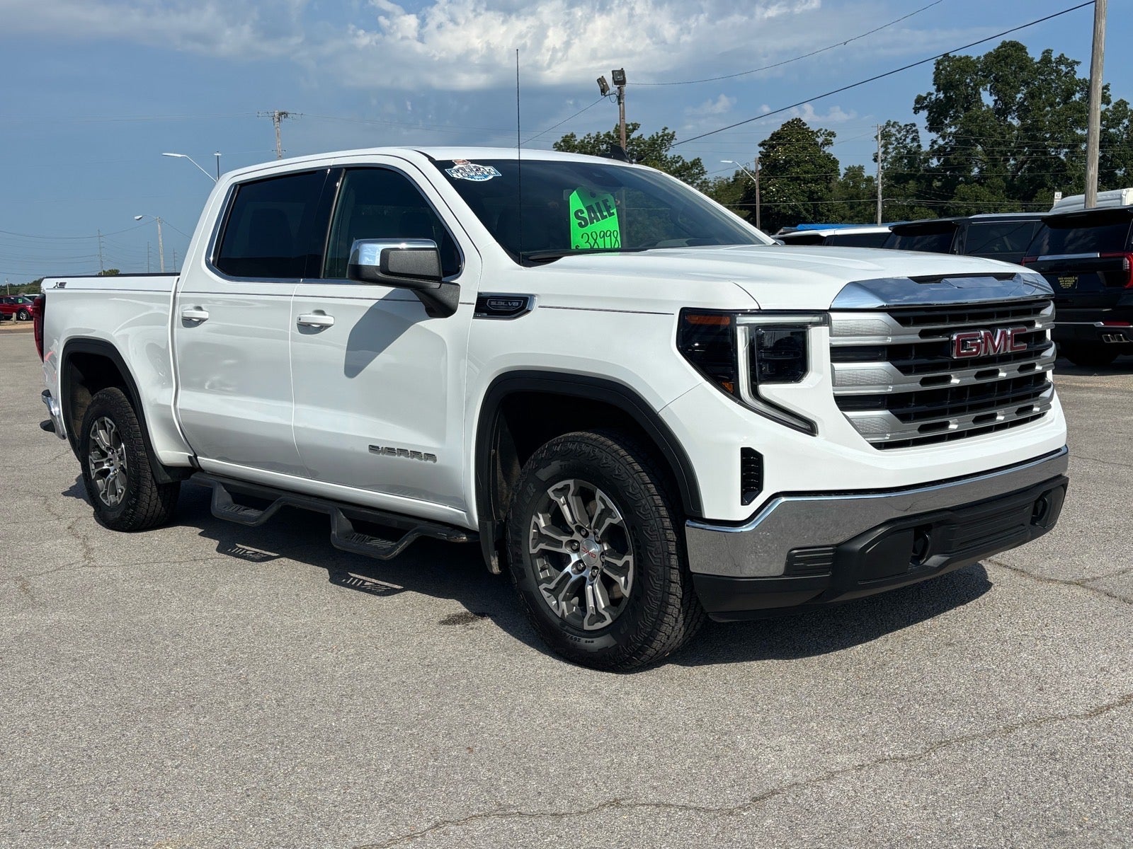 2023 GMC Sierra 1500 SLE