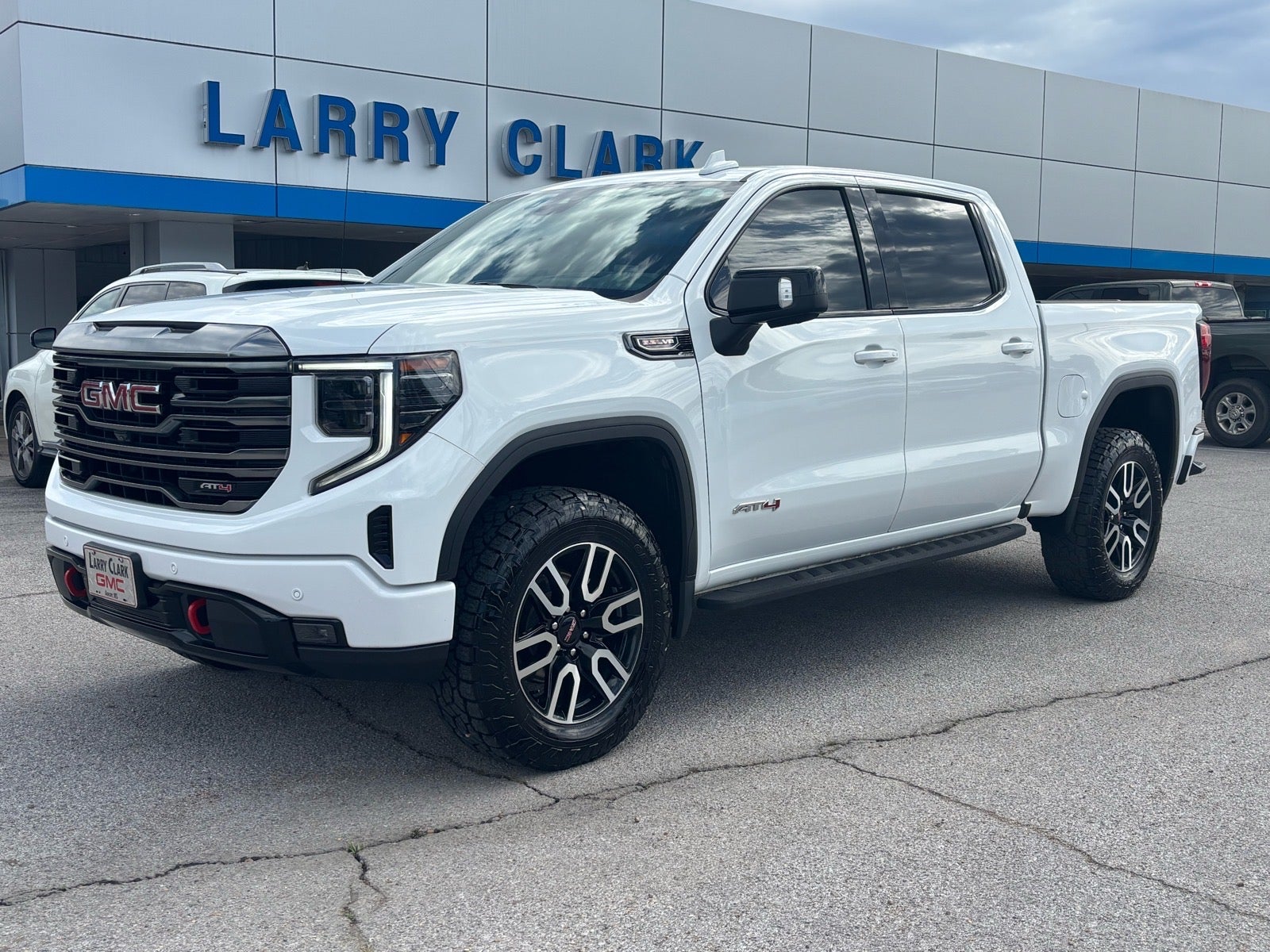 2024 GMC Sierra 1500 AT4