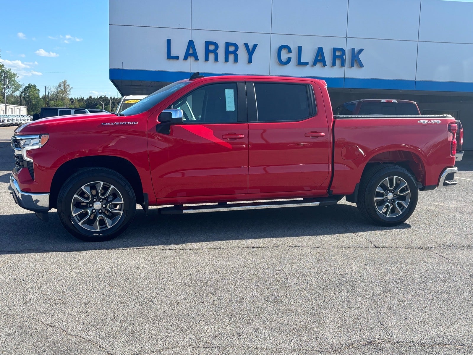 2023 Chevrolet Silverado 1500 LT (2FL)
