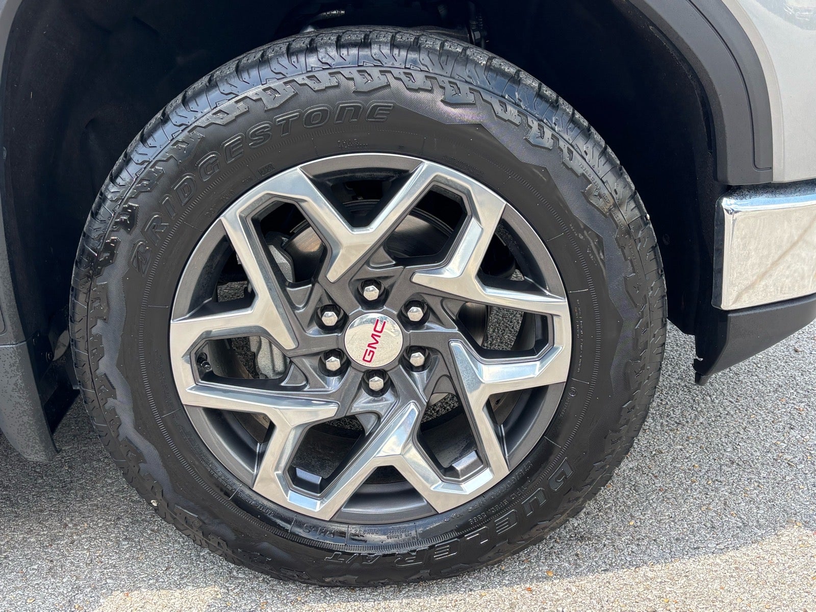 2024 GMC Sierra 1500 SLT