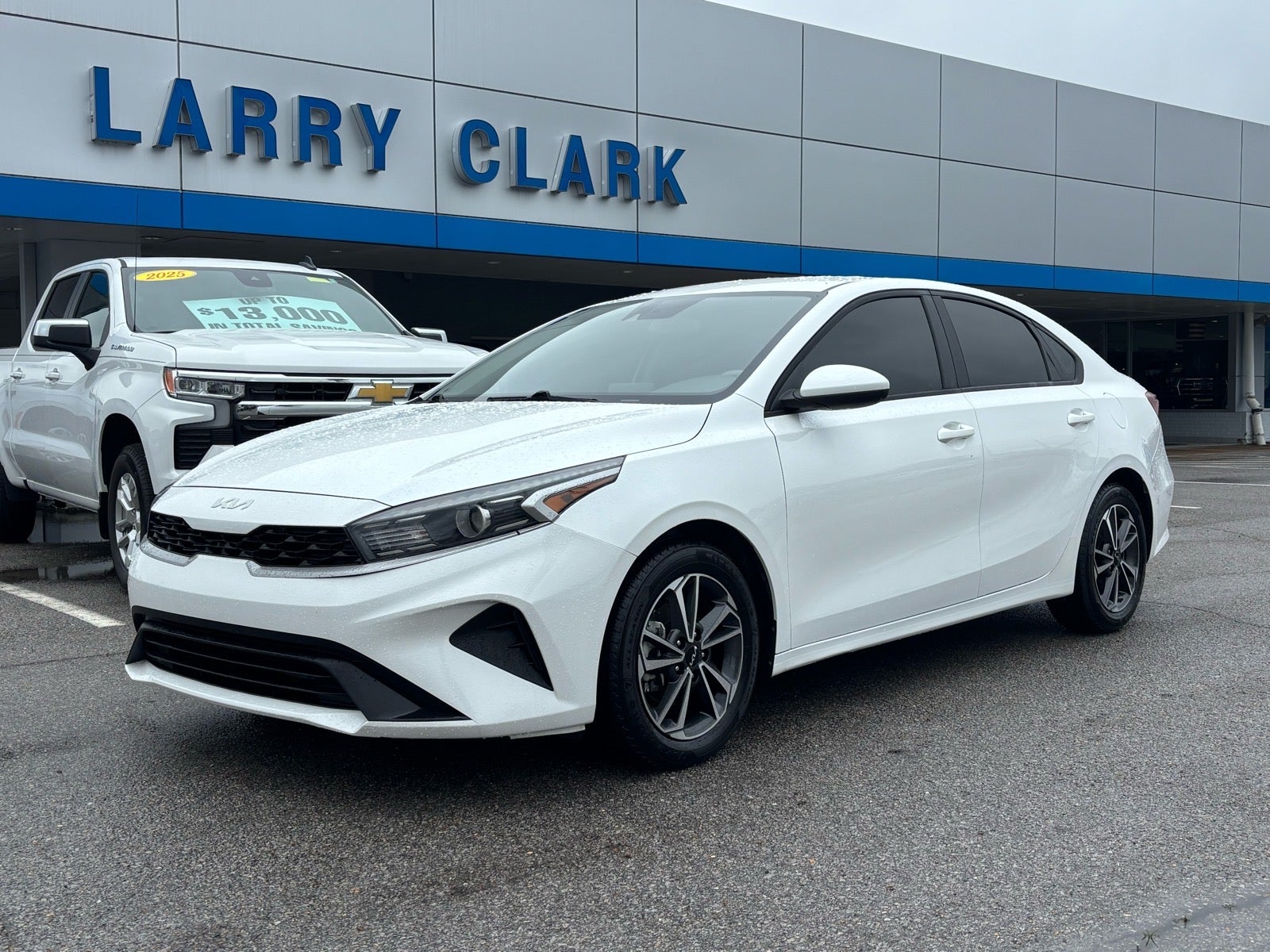 2022 Kia Forte LXS AT's photo