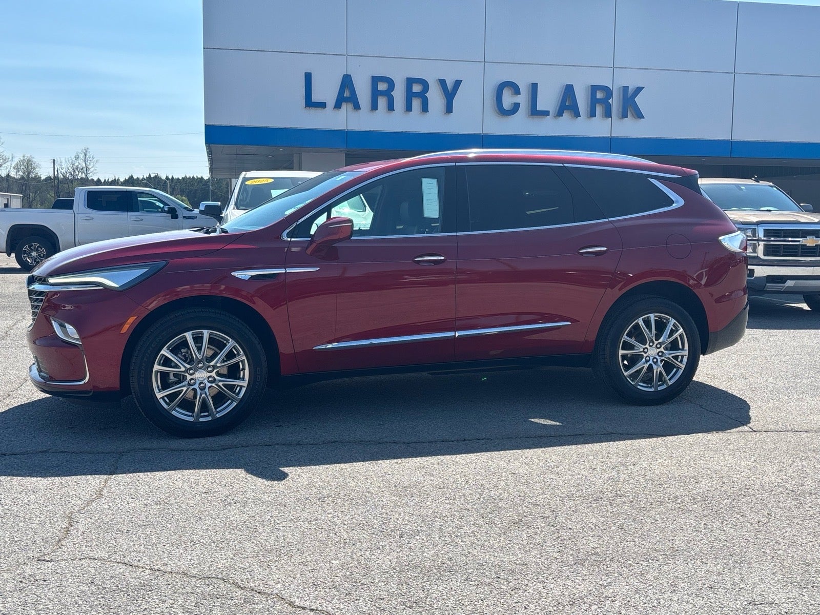 2022 Buick Enclave Essence