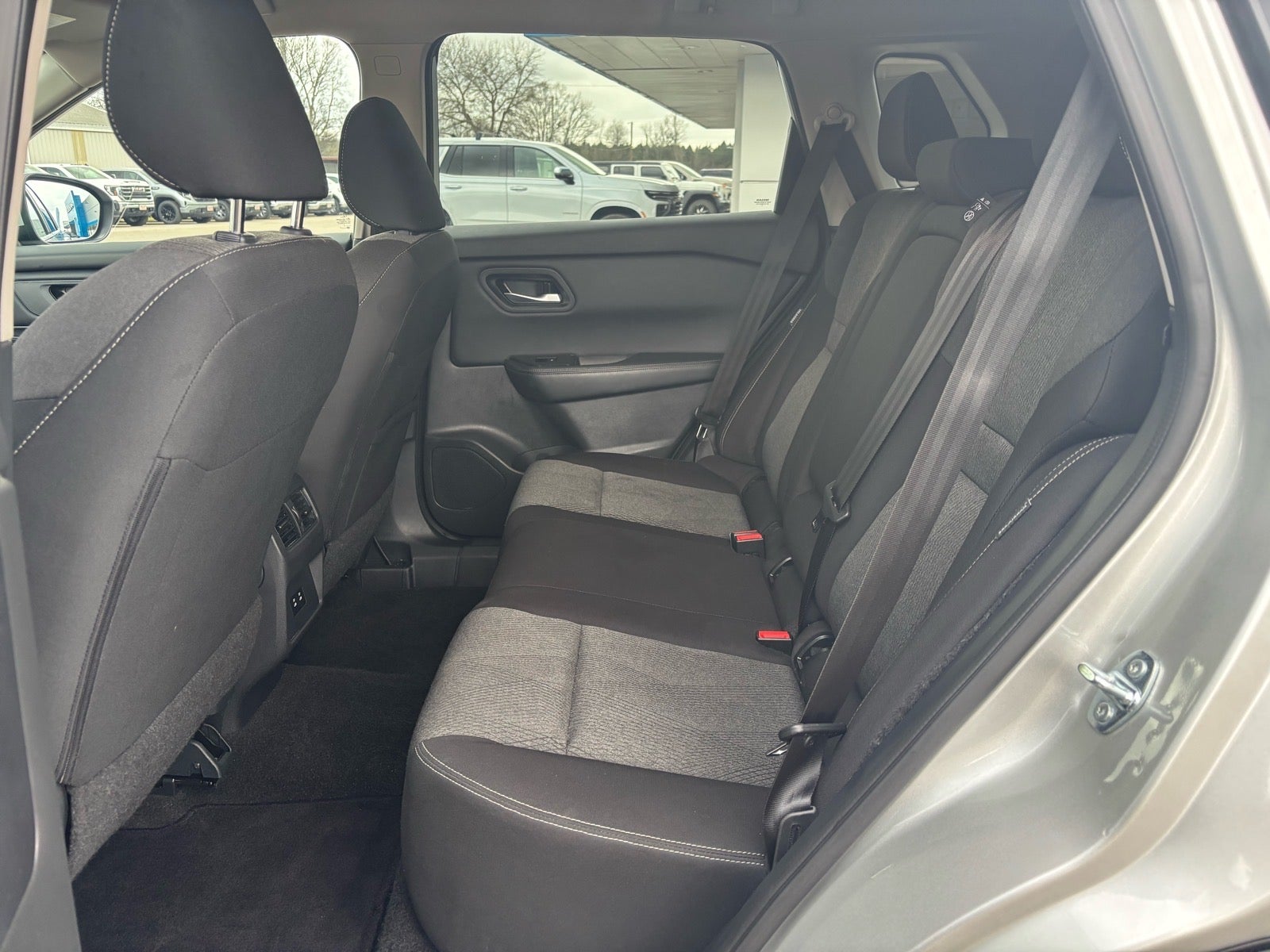 2025 Nissan Rogue SV FWD