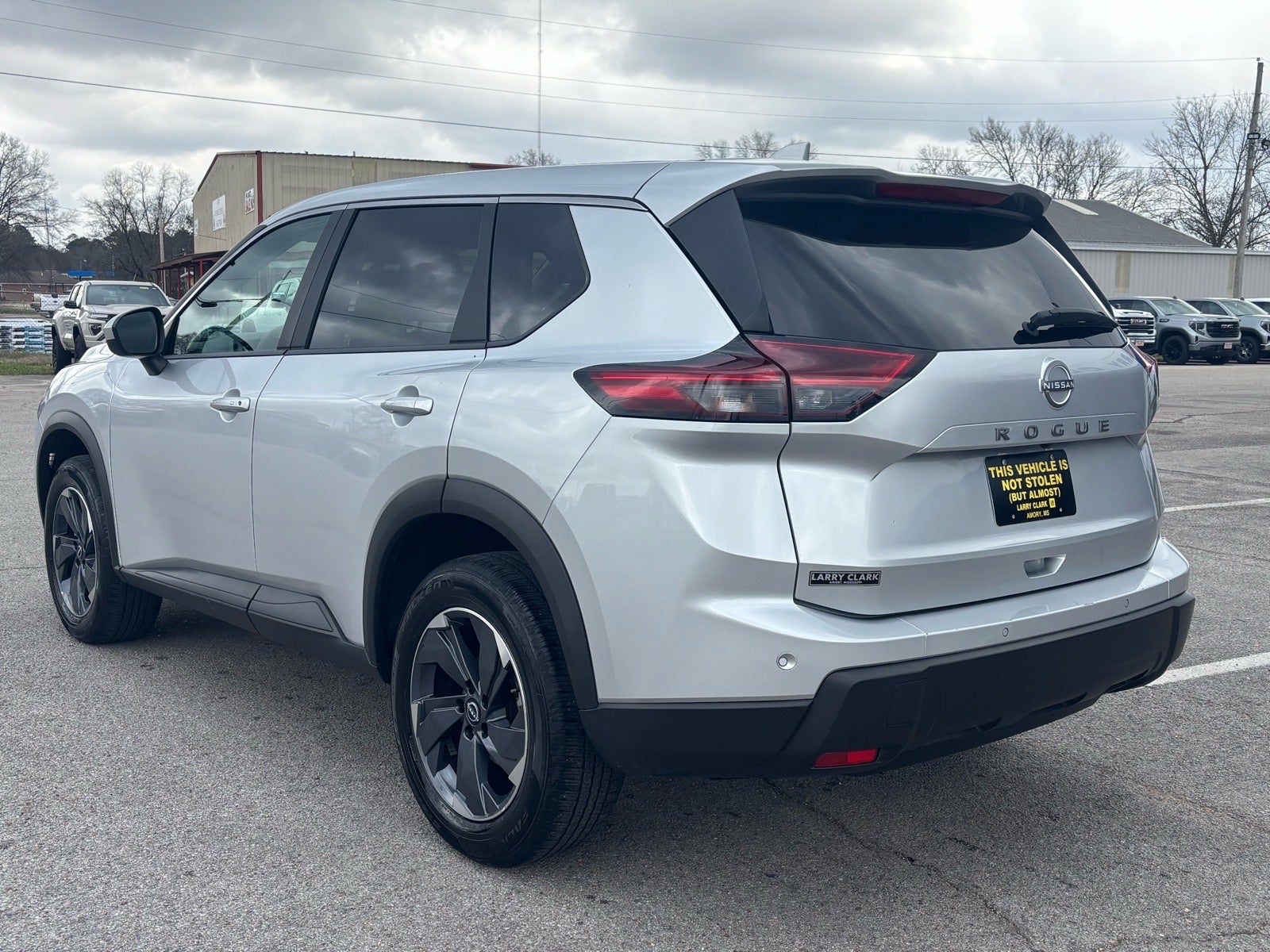 2025 Nissan Rogue SV FWD
