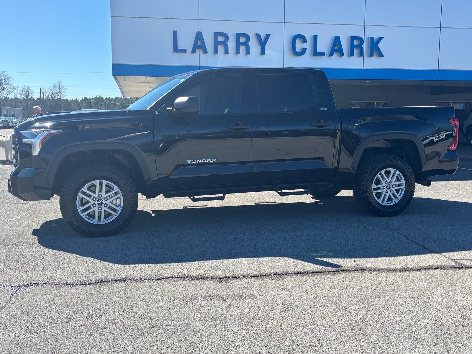 2023 Toyota Tundra 4WD SR5