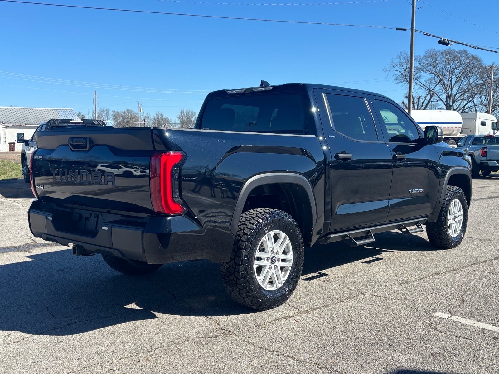 2023 Toyota Tundra 4WD SR5