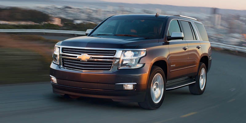 Chevrolet Tahoe is running through the gorge